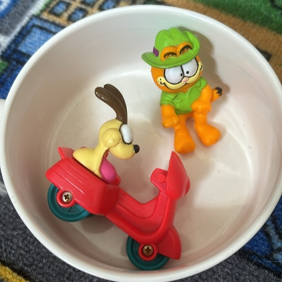 🍓6 vintage toys characters and scooter - Picture 4 of 4